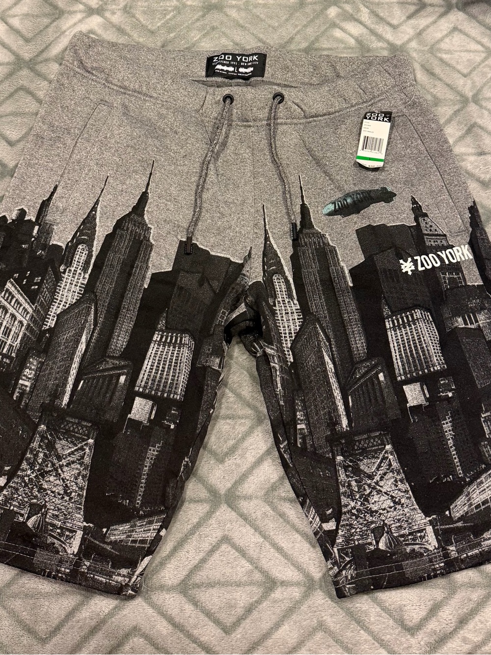 Zoo York Gray and Black Cityscape Athletic Shorts